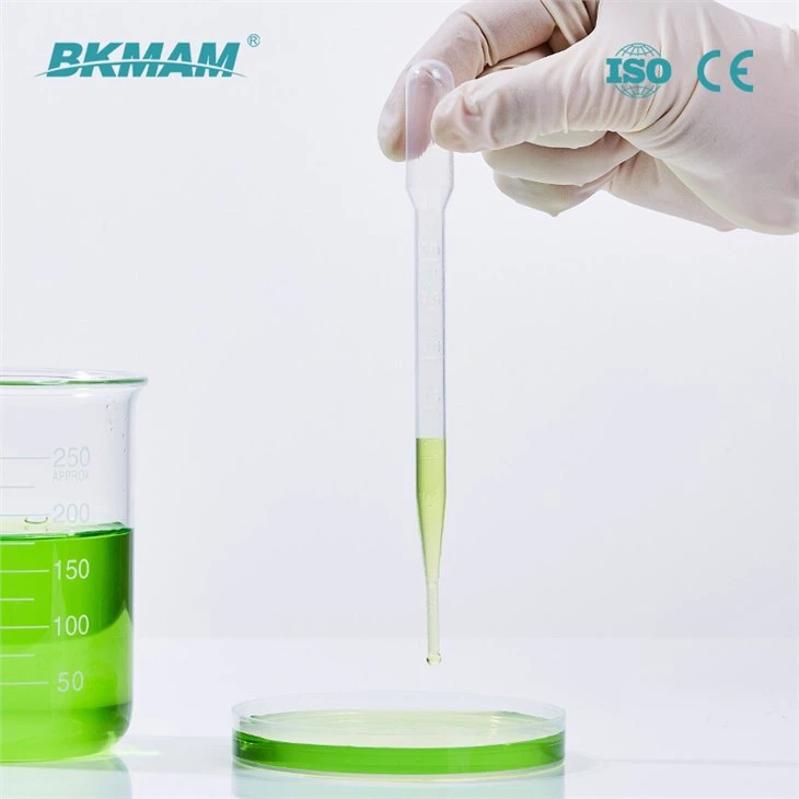 plastic pasteur pipette